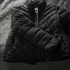GAP Women's Black Puffer Jacket